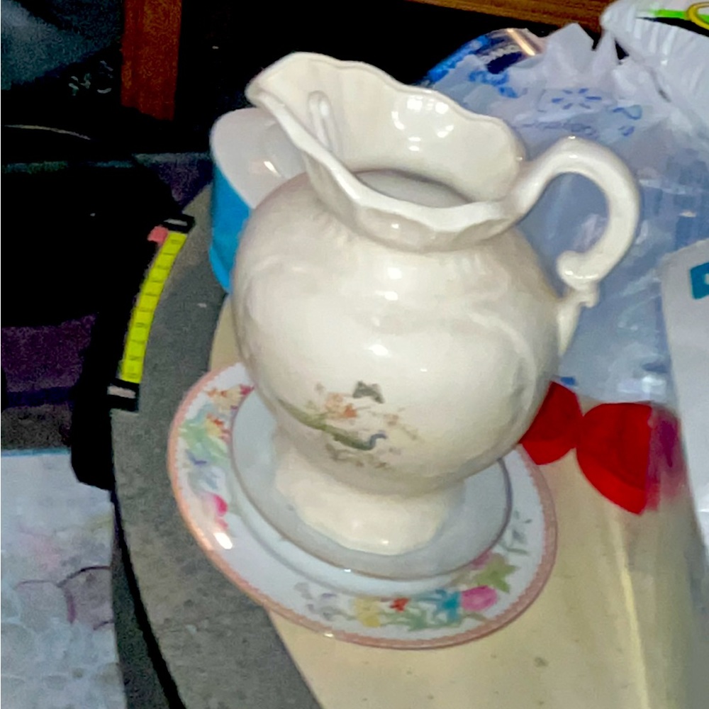 Milk glass